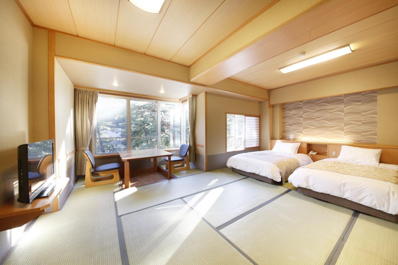 Shimobe Hotel Minobu Eksteriør billede